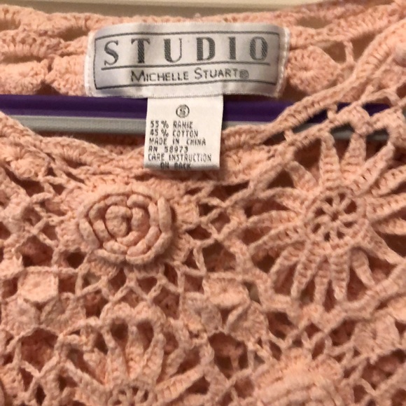 Michelle Stewart studio, beautiful vintage, crochet peach sweater Cotagecore - Picture 2 of 2